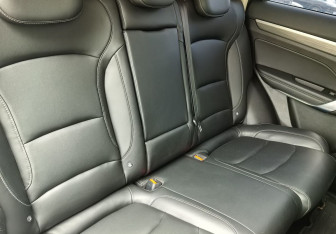 Подержанный автомобиль Geely Atlas Pro 2021 года (12 фото)