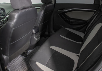 Подержанный автомобиль LADA (ВАЗ) Vesta Wagon 2019 года (11 фото)