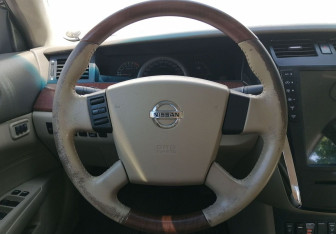 Подержанный автомобиль Nissan Teana 2007 года (12 фото)