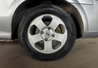 Подержанный автомобиль Nissan Almera Classic 2008 года (16 фото)