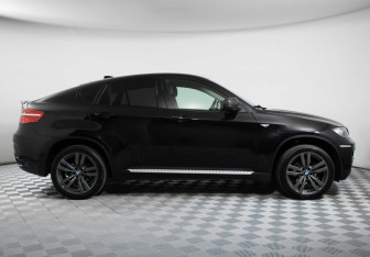 Подержанный автомобиль BMW X6 2010 года (4 фото)