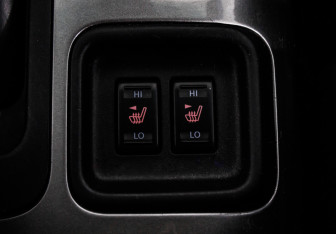 Подержанный автомобиль Nissan Juke 2014 года (16 фото)