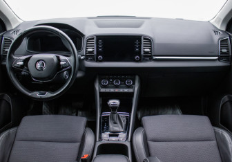 Подержанный автомобиль Skoda Karoq 2022 года (13 фото)