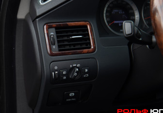 Подержанный автомобиль Volvo S80 2010 года (21 фото)