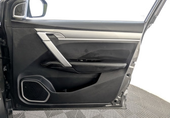 Подержанный автомобиль Geely Coolray 2022 года (24 фото)