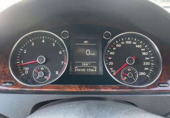 Подержанный автомобиль Volkswagen Passat CC 2010 года (19 фото)