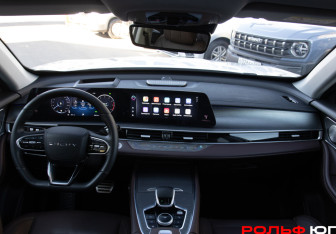 Подержанный автомобиль Chery Tiggo 8 Pro Max 2023 года (12 фото)