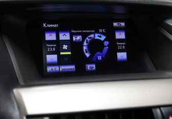 Подержанный автомобиль Lexus RX 2012 года (19 фото)