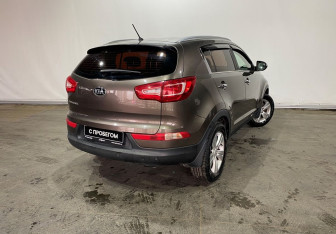 Подержанный автомобиль Kia Sportage 2013 года (5 фото)