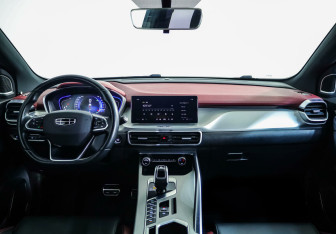 Подержанный автомобиль Geely Coolray 2021 года (6 фото)