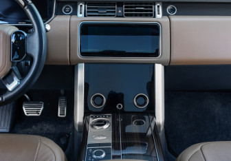 Подержанный автомобиль Land Rover Range Rover 2020 года (13 фото)