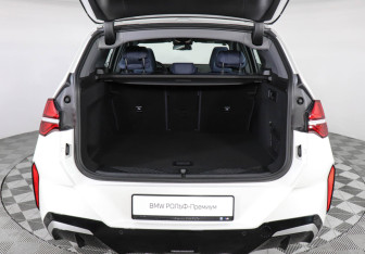 Подержанный автомобиль BMW X3 2025 года (9 фото)