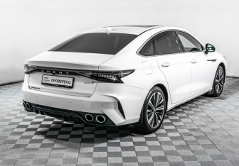Подержанный автомобиль Chery Arrizo 8 2023 года (5 фото)