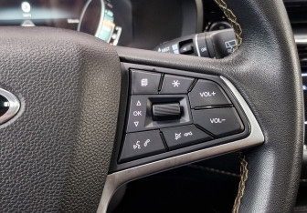 Подержанный автомобиль Москвич 3 2023 года (25 фото)