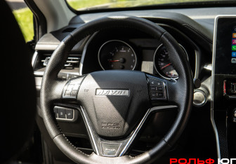 Подержанный автомобиль Haval M6 2024 года (11 фото)