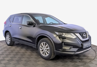 Подержанный автомобиль Nissan X-Trail 2021 года (3 фото)