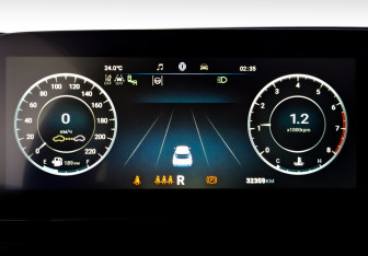 Подержанный автомобиль Omoda C5 2023 года (13 фото)