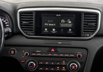 Подержанный автомобиль Kia Sportage 2018 года (17 фото)