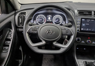 Подержанный автомобиль Hyundai Creta 2021 года (20 фото)