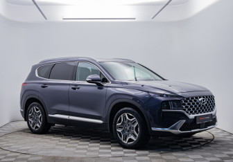 Подержанный автомобиль Hyundai Santa Fe 2021 года (7 фото)