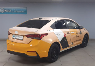 Подержанный автомобиль Hyundai Solaris Sedan 2017 года (5 фото)