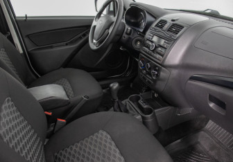 Подержанный автомобиль LADA (ВАЗ) Granta Liftback 2023 года (9 фото)