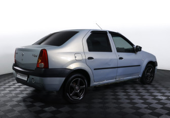 Подержанный автомобиль Renault Logan Sedan 2006 года (5 фото)