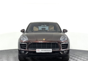 Подержанный автомобиль Porsche Macan 2017 года (2 фото)