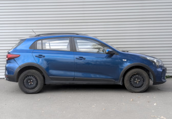 Подержанный автомобиль Kia Rio Hatchback 2021 года (4 фото)