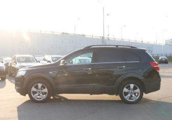 Подержанный автомобиль Chevrolet Captiva 2014 года (8 фото)