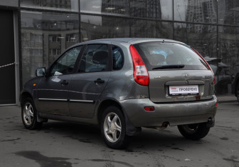 Подержанный автомобиль LADA (ВАЗ) Kalina Hatchback 2011 года (7 фото)