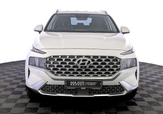 Подержанный автомобиль Hyundai Santa Fe 2021 года (2 фото)