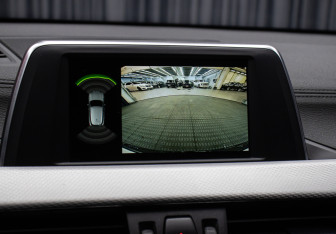 Подержанный автомобиль BMW X2 2019 года (20 фото)