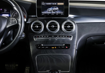 Подержанный автомобиль Mercedes-Benz GLC Coupe 2017 года (14 фото)