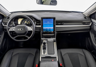 Подержанный автомобиль Москвич 6 2023 года (14 фото)