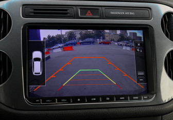 Подержанный автомобиль Volkswagen Tiguan 2013 года (21 фото)