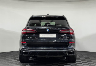 Подержанный автомобиль BMW X5 2021 года (4 фото)