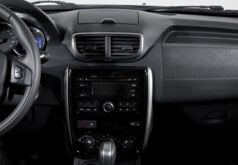 Подержанный автомобиль Nissan Terrano 2018 года (13 фото)