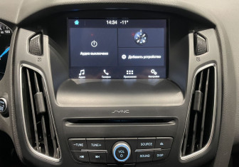 Подержанный автомобиль Ford Focus Sedan 2017 года (15 фото)