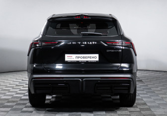 Подержанный автомобиль Jetour Dashing 2026 года (6 фото)