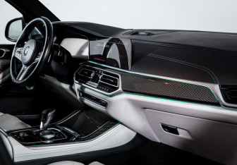 Подержанный автомобиль BMW X5 M 2021 года (9 фото)