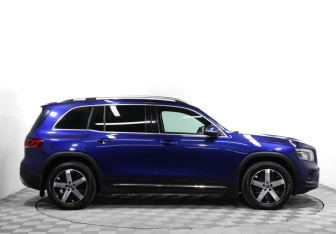 Подержанный автомобиль Mercedes-Benz GLB 2020 года (4 фото)