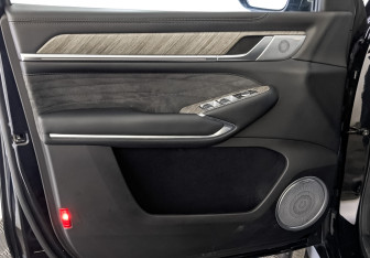 Подержанный автомобиль Tank 500 2023 года (19 фото)