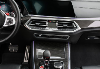 Подержанный автомобиль BMW X5 M 2020 года (14 фото)