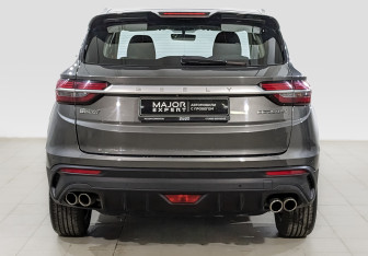 Подержанный автомобиль Geely Coolray 2022 года (6 фото)