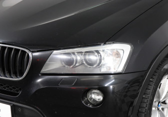 Подержанный автомобиль BMW X3 2011 года (7 фото)
