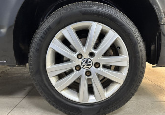 Подержанный автомобиль Volkswagen Multivan 2013 года (9 фото)