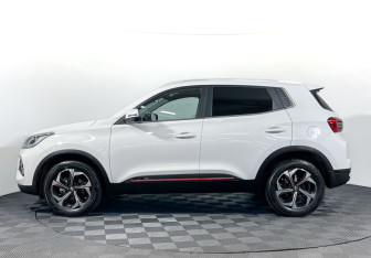 Подержанный автомобиль Chery Tiggo 4 Pro 2022 года (8 фото)
