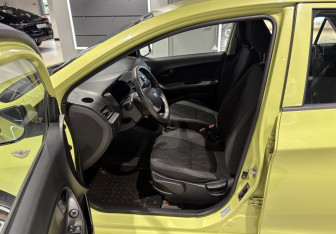 Подержанный автомобиль Kia Picanto 2011 года (12 фото)
