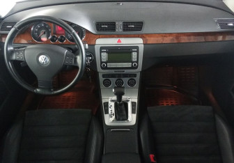Подержанный автомобиль Volkswagen Passat Sedan 2008 года (9 фото)